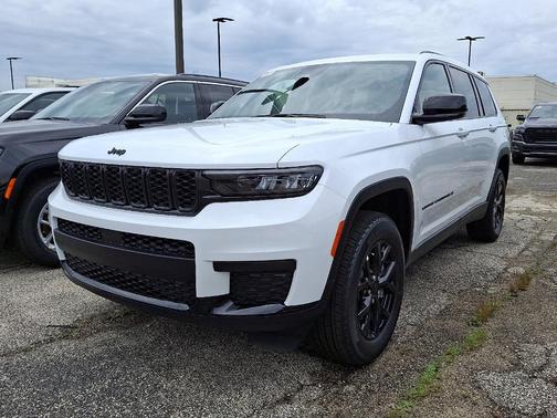 2025 Jeep Grand Cherokee L Laredo