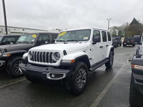 2025 Jeep Wrangler Sahara