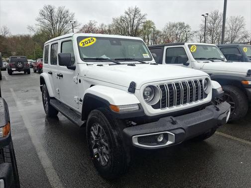 2025 Jeep Wrangler Sahara
