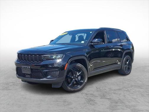 2022 Jeep Grand Cherokee Altitude