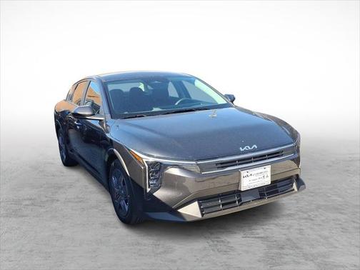 2025 Kia K4 LX