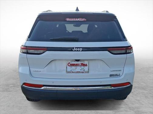 2024 Jeep Grand Cherokee Laredo