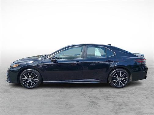 2022 Toyota Camry Hybrid