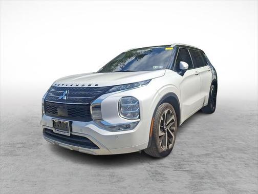 2023 Mitsubishi Outlander SEL