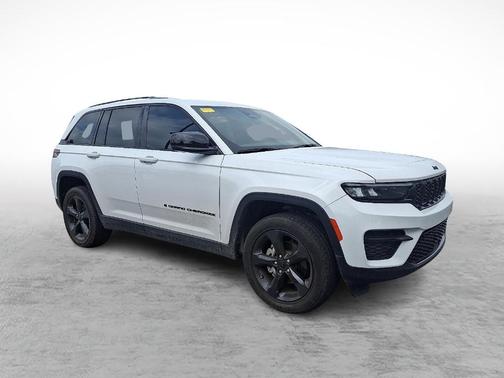 2023 Jeep Grand Cherokee Altitude