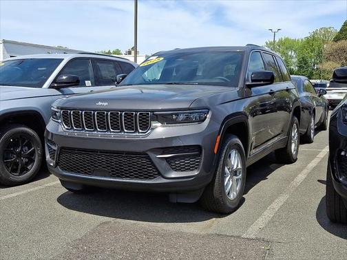 2025 Jeep Grand Cherokee Laredo X