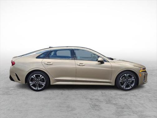 2021 Kia K5 EX
