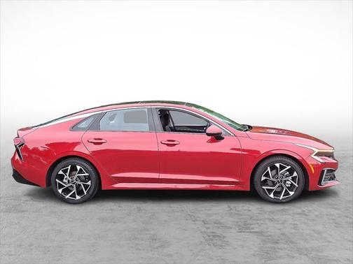 2025 Kia K5 EX