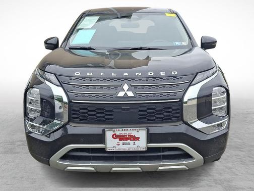 2022 Mitsubishi Outlander SE