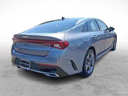 2022 Kia K5 EX