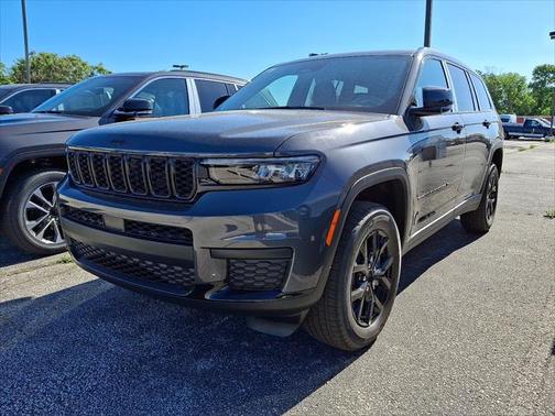 2025 Jeep Grand Cherokee L Laredo