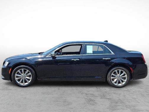 2019 Chrysler 300 Limited