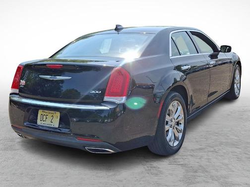 2019 Chrysler 300 Limited