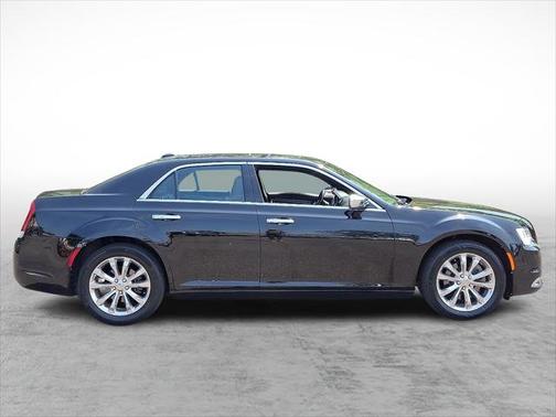 2019 Chrysler 300 Limited