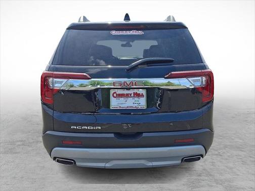 2022 GMC Acadia SLT