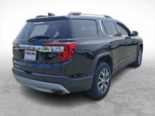 2022 GMC Acadia SLT