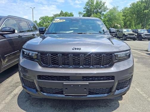 2025 Jeep Grand Cherokee L Laredo