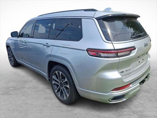 2022 Jeep Grand Cherokee L Overland