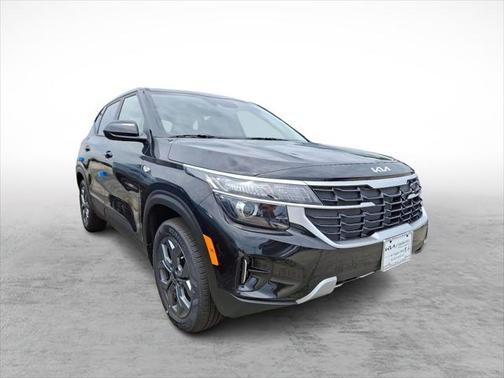 2025 Kia Seltos LX