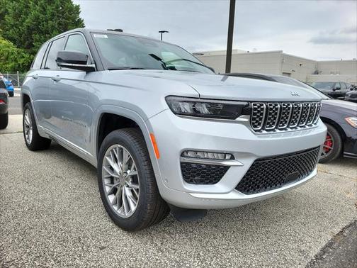 2025 Jeep Grand Cherokee Summit