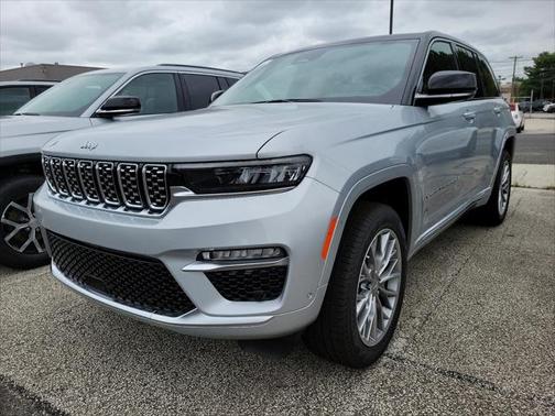 2025 Jeep Grand Cherokee Summit