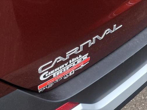 2025 Kia Carnival LXS