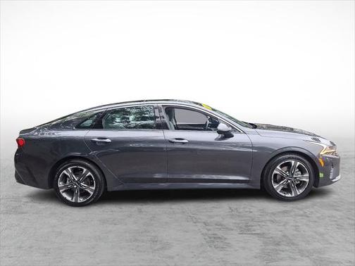 2022 Kia K5 EX