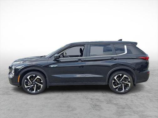 2023 Mitsubishi Outlander PHEV SE