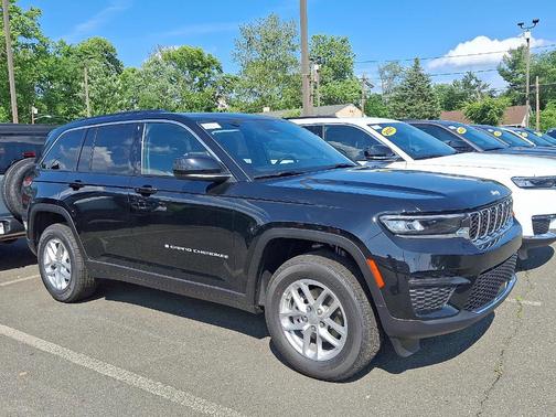 2025 Jeep Grand Cherokee Laredo X