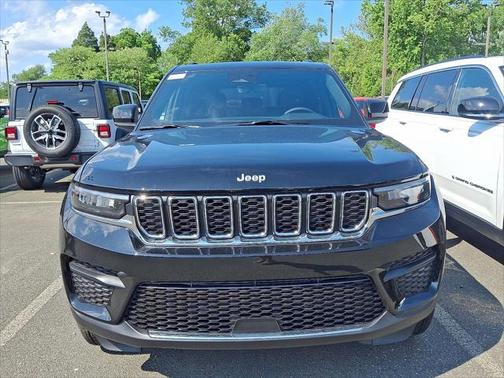 2025 Jeep Grand Cherokee Laredo X