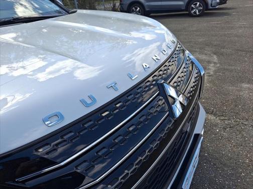 2022 Mitsubishi Outlander SEL