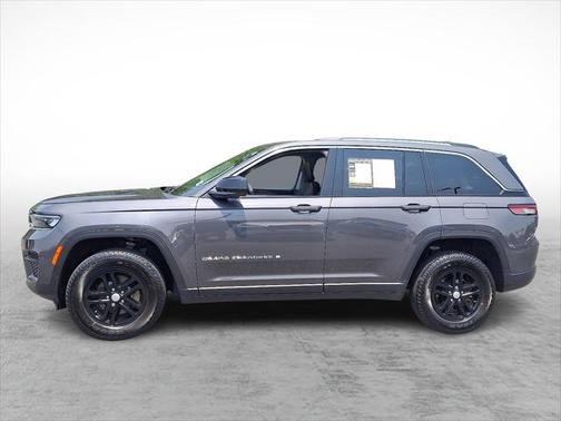 2023 Jeep Grand Cherokee Laredo