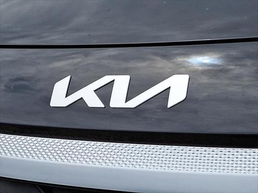 2025 Kia Seltos LX