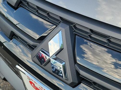 2024 Mitsubishi Outlander Sport 2.0 LE