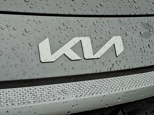 2025 Kia Seltos LX