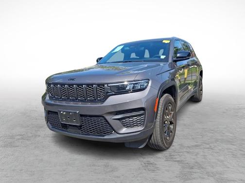 2024 Jeep Grand Cherokee Laredo