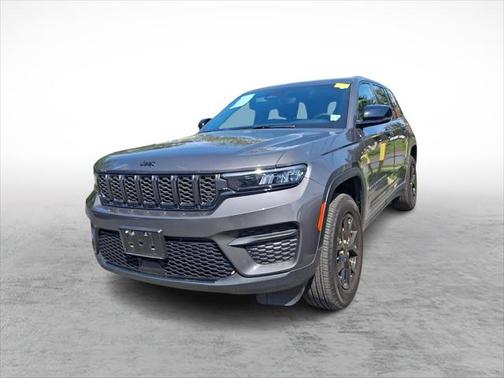 2024 Jeep Grand Cherokee Laredo