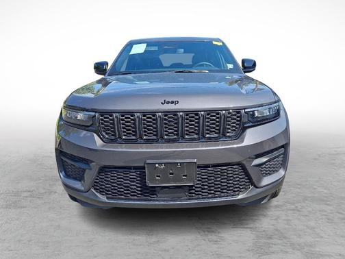 2024 Jeep Grand Cherokee Laredo