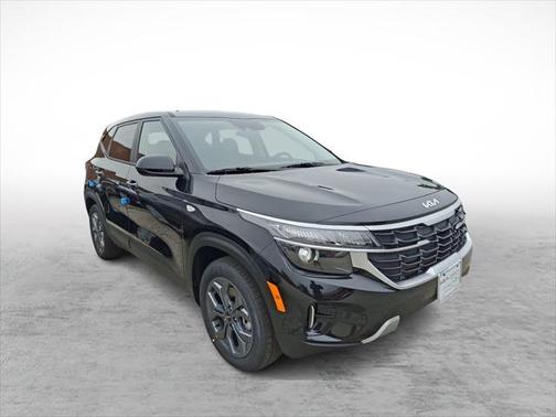 2025 Kia Seltos LX