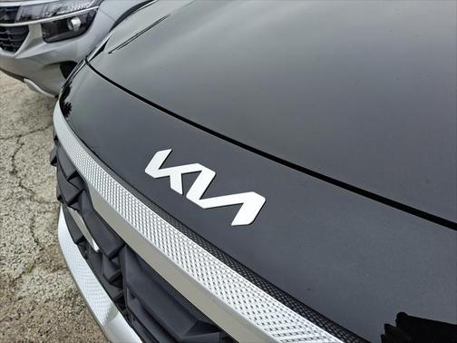 2025 Kia Seltos LX