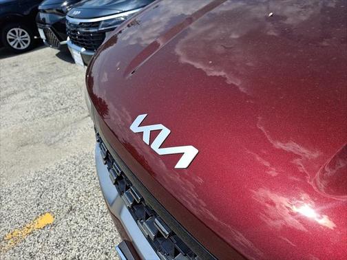 2025 Kia Carnival Hybrid SX