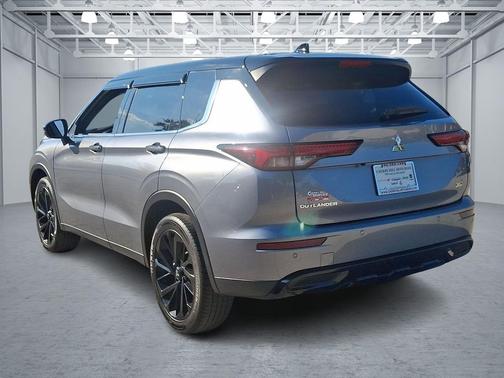 2023 Mitsubishi Outlander SEL Black Edition