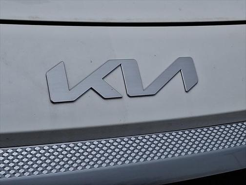 2025 Kia Seltos LX