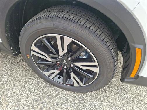 2025 Mitsubishi Eclipse Cross SE