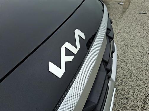 2025 Kia Seltos LX