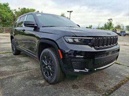 2025 Jeep Grand Cherokee L Laredo