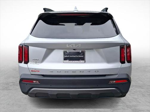 2022 Kia Sorento S