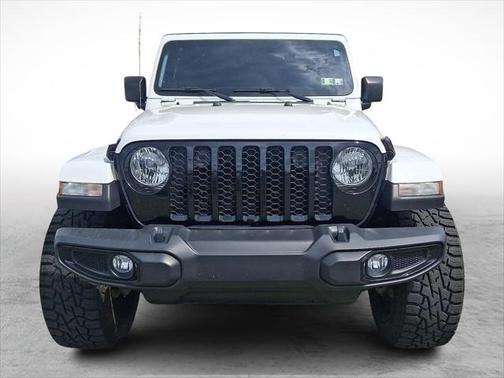 2022 Jeep Gladiator Sport