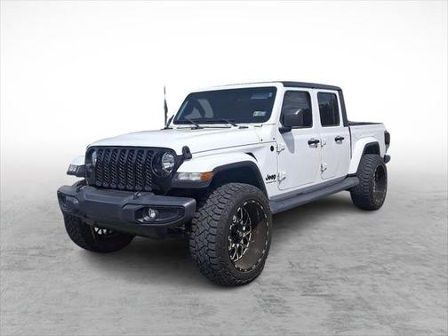 2022 Jeep Gladiator Sport