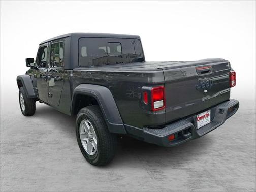 2020 Jeep Gladiator Sport